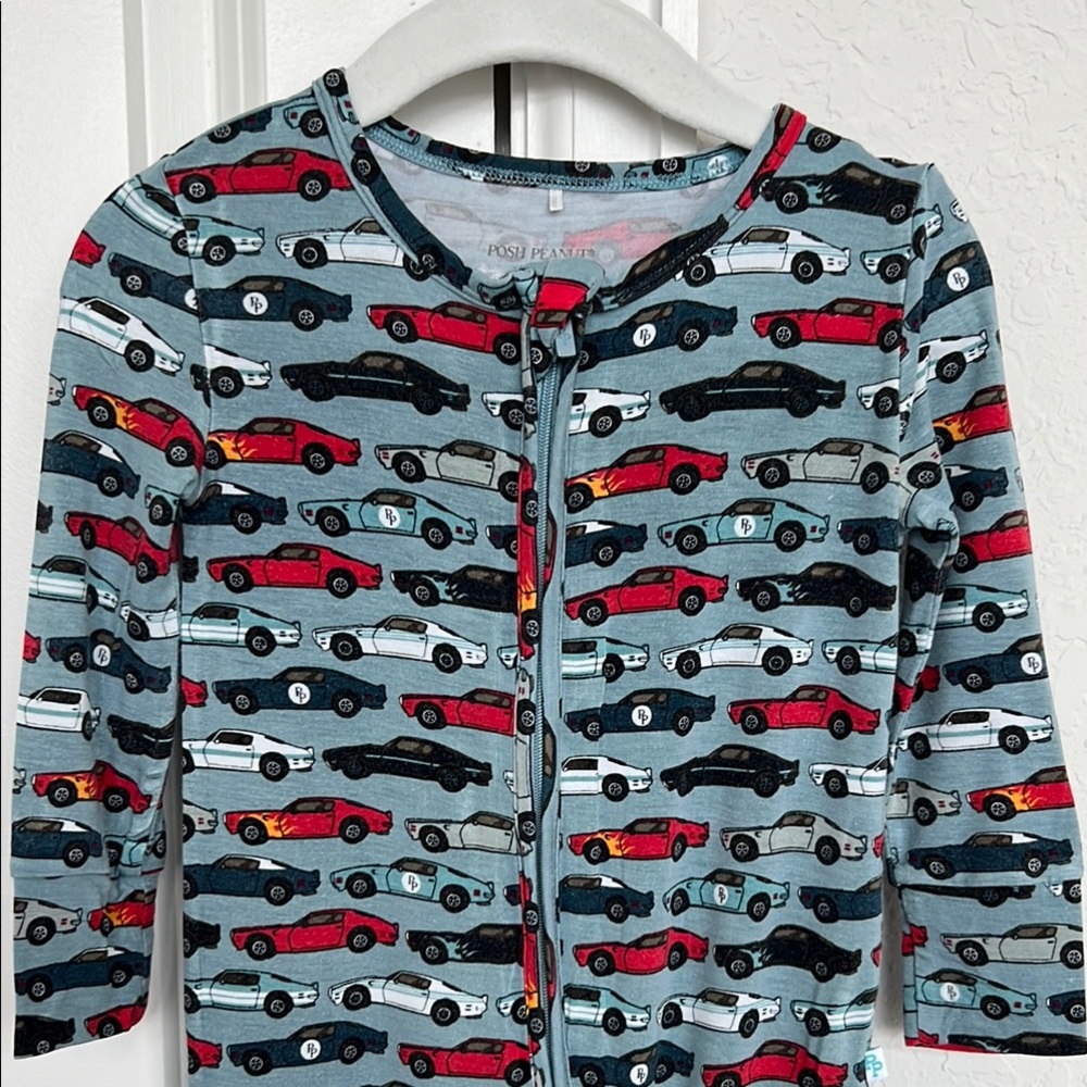 Posh Peanut Blue and Red Toy Cars